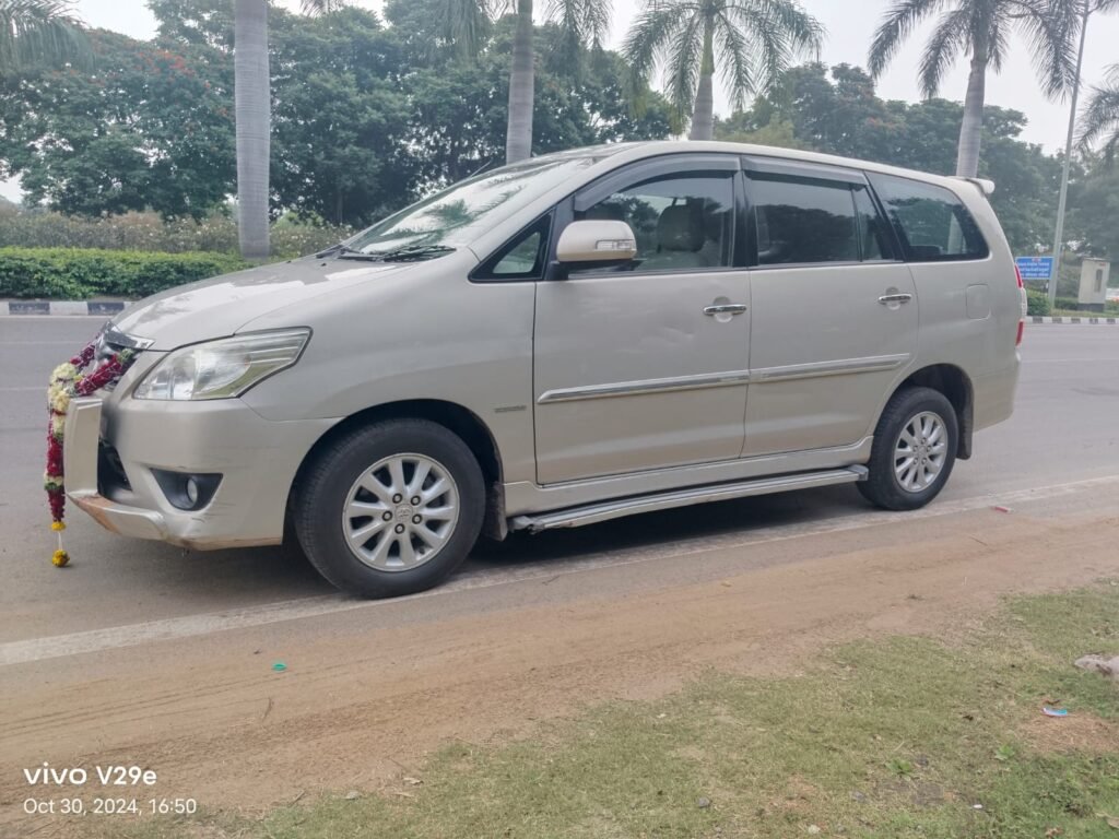 innova crysta taxi in hyderabad